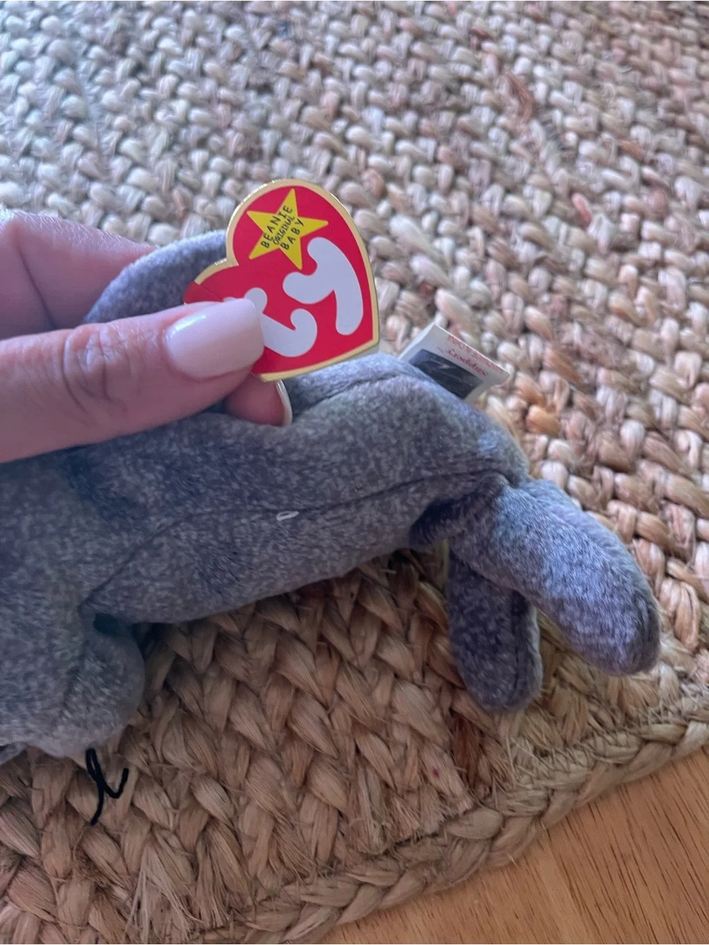 Ty Beanie Baby Gray Seal Plush - Soft Small Pet Toy